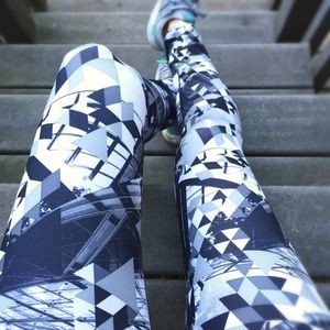 Reebok geometric leggings